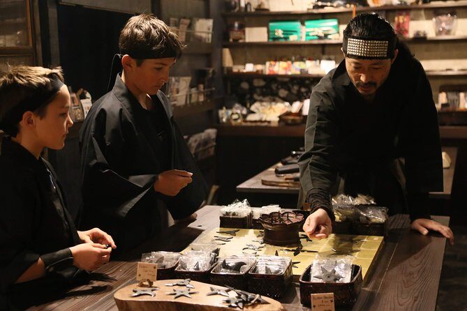 Ninja 1-hour Hands-on Lesson by Japanese master in Kyoto -Entry - Meeting at NINJA DOJO and STORE KYOTO: Getting There Smoothly