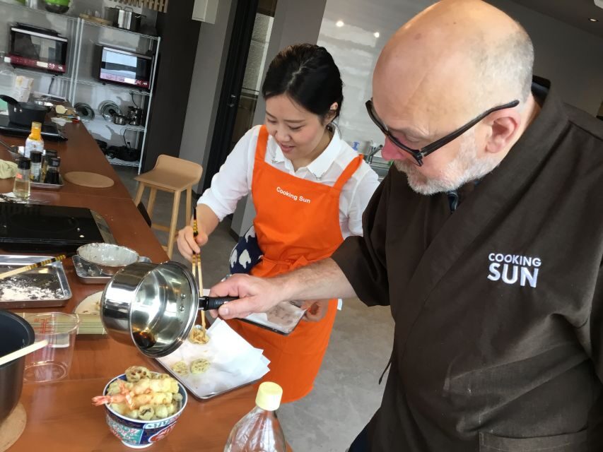Nishiki Market Food Tour with Cooking Class - Choose your donburi bowl: Kaisen-don, Ten-don, or Oyako-don