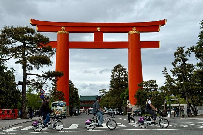 No. 1 E-Bike Tour for Up to 5 Guests in Kyoto with a Local! - Gion Shirakawa at E-Bike Pace: Old Streets Without the Rush