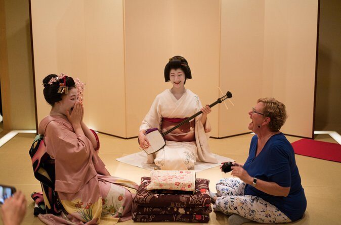 Private Dinner with Maiko and Geiko in Kyoto - Watching mai dance up close: the private performance