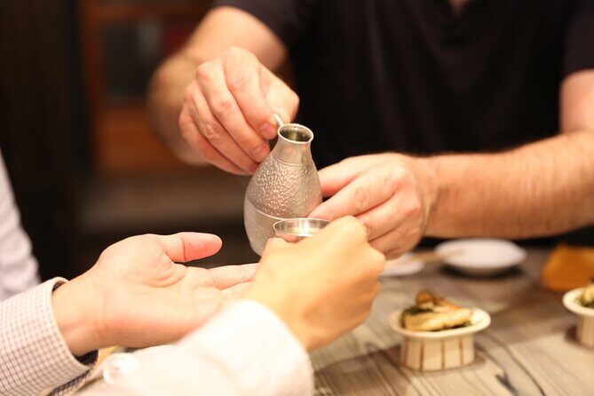 Private Food & Sake Tour in Central Kyoto with Sake Sommelier - First stop: a machiya izakaya in a traditional Kyoto townhouse