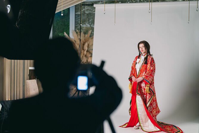 Private Kyoto Photography and Dress up Adventure （ALL PLAN) - The dress-up details: it’s more than a costume rack