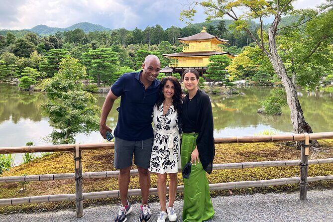 Private Kyoto Tour with Licensed Guide & Vehicle (Max 15 persons) - Fushimi Inari-taisha and Nijo Castle: the Kyoto starter pack