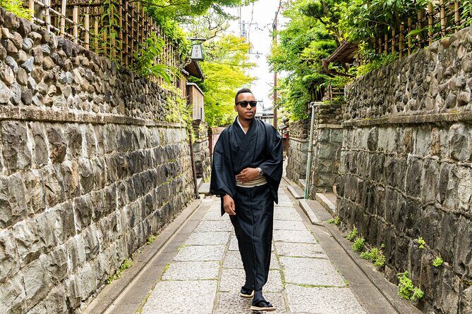 Private Photoshoot Experience in Kyoto ( Gion ) - Your Route Through Gion and Higashiyama: The 5 Stops That Matter