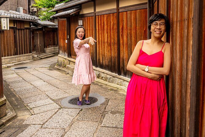 Private Photoshoot Experience in Kyoto ( Gion ) - Photo Delivery: Edited Favorites + the Rest of Your Frames
