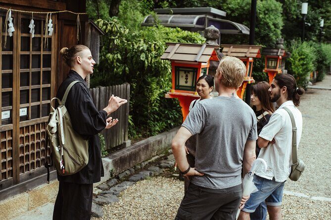 Private Walking Tour in Gion and Higashiyama - Hokan-ji Temple (Yasaka Pagoda) and the old-town streets nearby