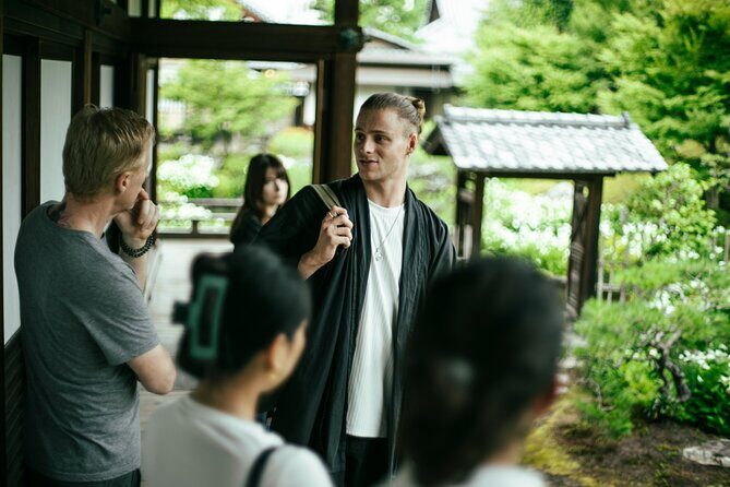 Private Walking Tour in Gion and Higashiyama - Price and what you’re really paying for ($144.88 per person)