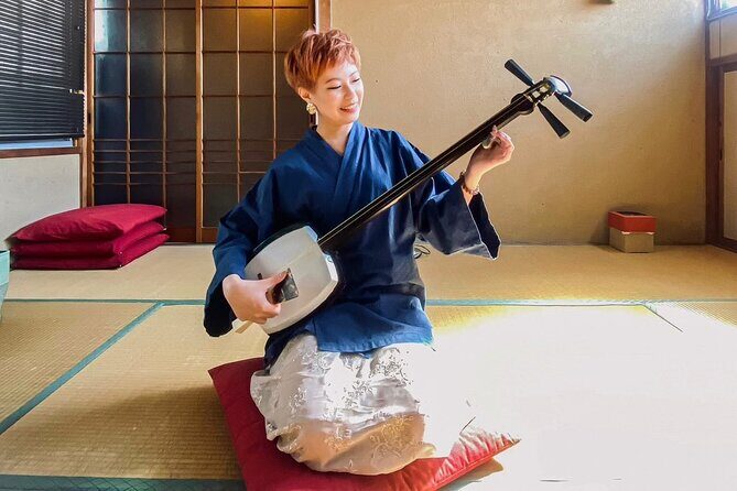 Shamisen Experience in Kyoto 【Private】 - Swapping Sights for Sound: What This Private Lesson Really Gives You