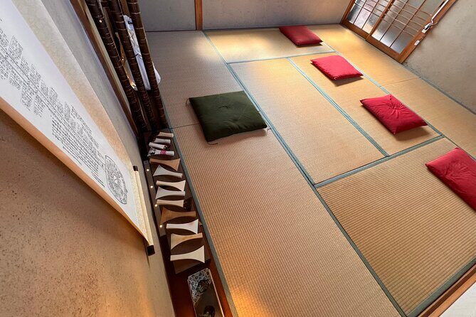 Shamisen Experience in Kyoto 【Private】 - English-Friendly Basics: Tuning, Posture, and First Notes