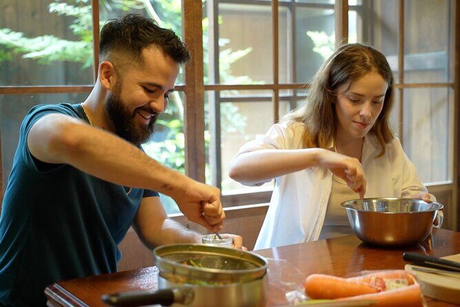 SHIRAKAWA Japanese Culture Experiences with private English staff - Knife sharpening with a whetstone artisan (90 minutes)