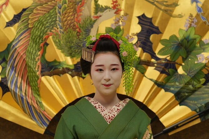 The Art of Geisha: Exclusive Show & Gion Walking Tour - Q&A with the apprentice: the chance to ask the questions you came with