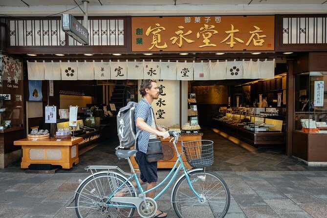 The Beauty of Kyoto by Bike: Private Tour - Gion shinbashi and Shirakawa river: old Kyoto at the street level