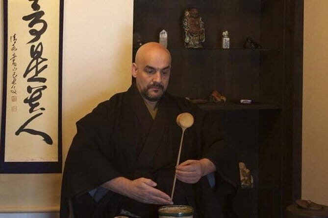 Traditional Japanese Music show & Experience Tour in Kyoto - Small Group at Harmony in Japan Tour: Why 12 People Matters