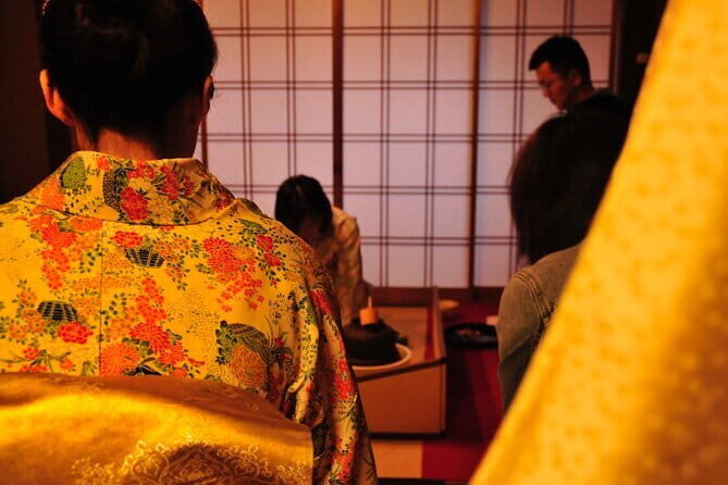 Traditional Japanese Music show & Experience Tour in Kyoto - Photo Time and the Best Way to Get More Out of Those 10 Minutes
