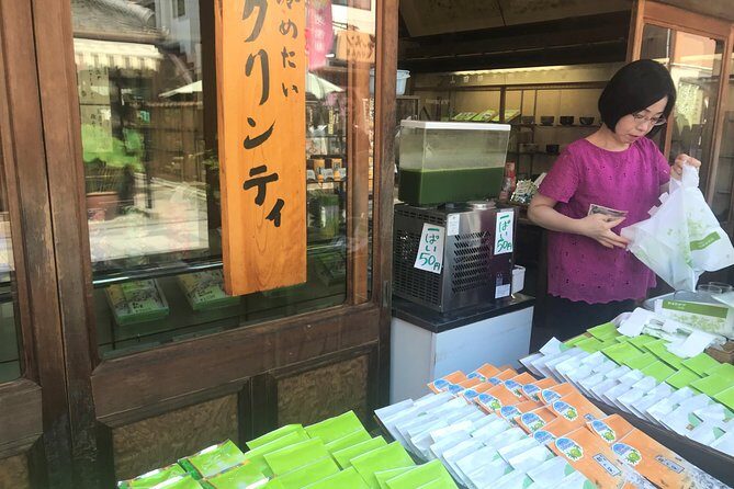 Uji: Private immersion into Kyoto's tea and reglious culture - Ujigami Shrine: oldest shrine feel with a tea-and-water twist