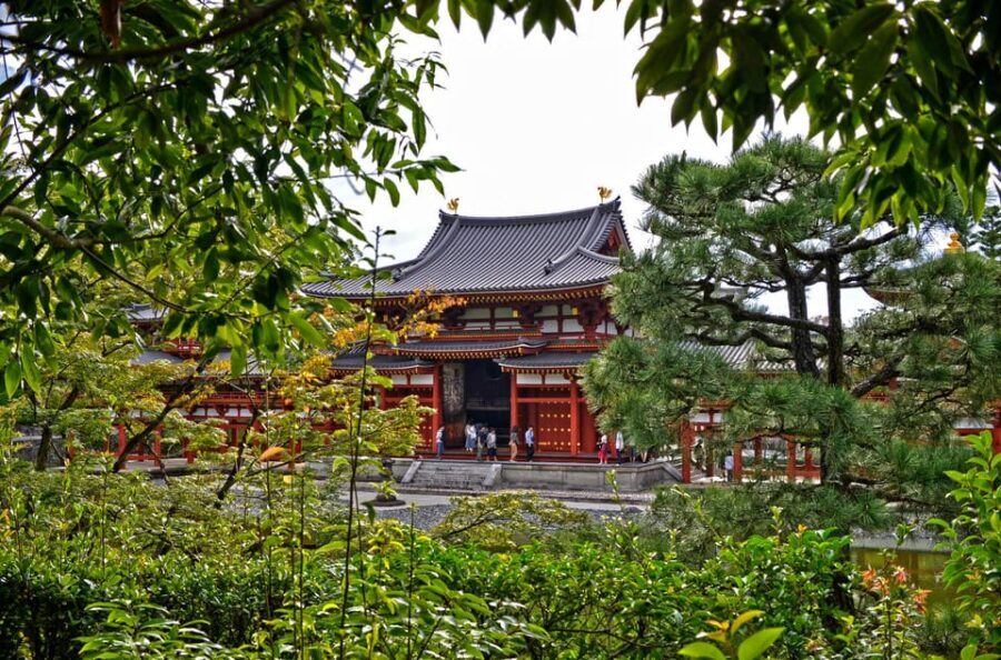 Uji: UNESCO Heritage & Tea Ceremony Walking Tour - Uji Bridge and local snacks: tasting the day you just learned