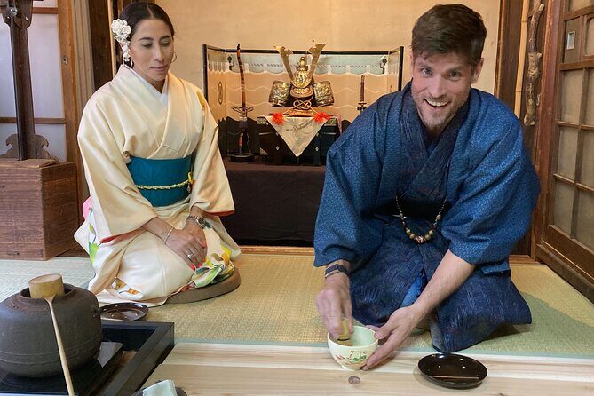 Visiting to Katsura Imperial villa and tea ceremony experience - Getting Dressed: Antique Kimono Advice from Tokusaburo Miyagawa
