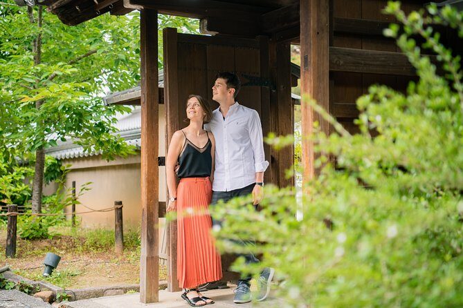 Your Private Vacation Photography Session In Kyoto - Getting started: meeting near 571 Coffee Shop NOEN in Gion