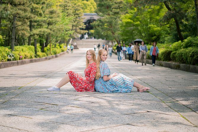 Your Private Vacation Photography Session In Kyoto - Stop 4: Maruyama Park when cherry blossoms are the target