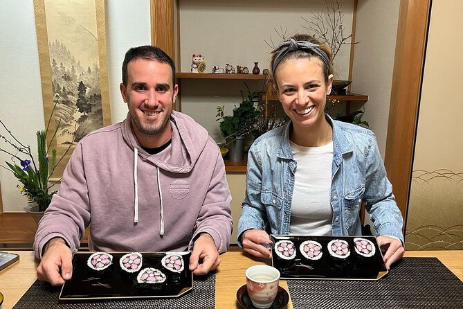 Private Adorable Sushi Roll Art Class in Kyoto - Traditional Garments Provided