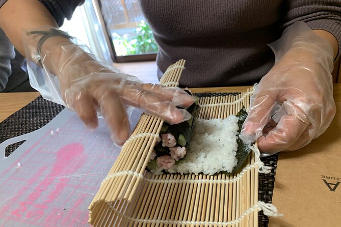 Private Adorable Sushi Roll Art Class in Kyoto - Kazarimaki Technique