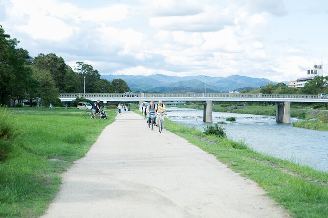 Private Cycling Tour by E-Bike (Pm; With an Authorized Guide) - Group Size and Private Tour Option