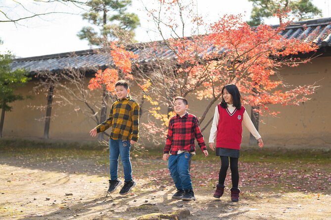 Kyoto Traditional Town Photography Photoshoot - Meeting and Pickup