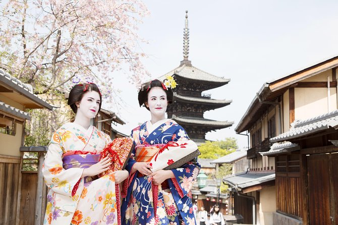 Maiko Strolling Plan 19,690 Yen - Tour Details