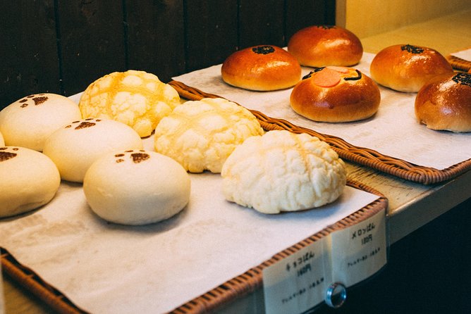 Kyoto Sweets & Desserts Tour With a Local Foodie: Private & Custom - Tea House Experience
