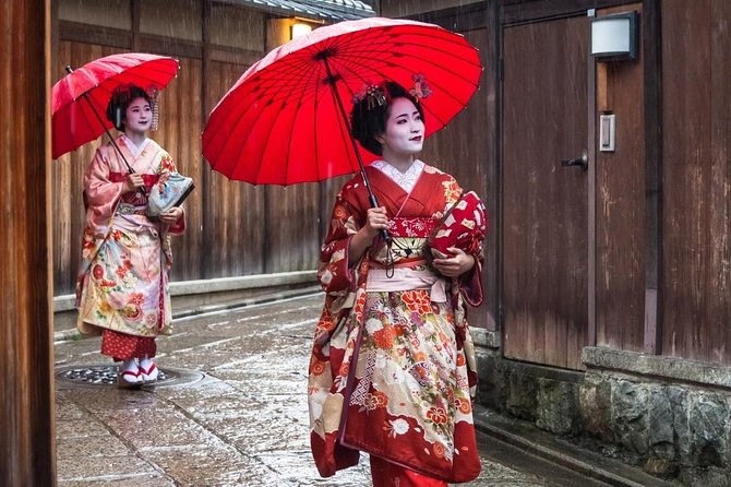 Private Tour Guide Kyoto With a Local: Kickstart Your Trip, Personalized - Accessibility Information