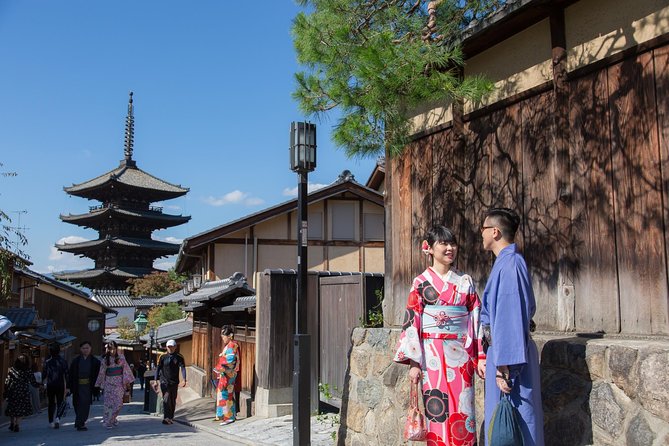 Photo Shoot With a Private Vacation Photographer in Kyoto, JAPAN - Reviews and Ratings