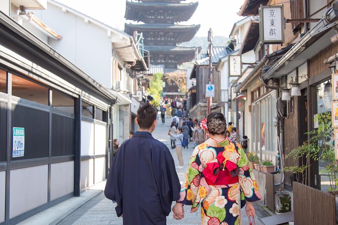 Photo Shoot With a Private Vacation Photographer in Kyoto, JAPAN - Wheelchair and Stroller Accessibility