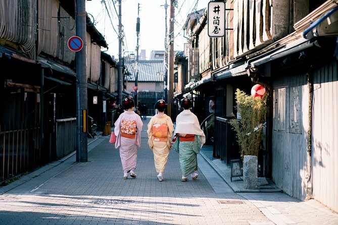 Kyoto Gion Sunset Tour: Gion, Pontocho, Yasaka & Secrets - Additional Information for Participants