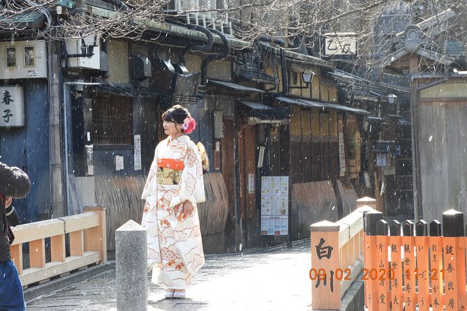 2 Hour Walking Historic Gion Tour in Kyoto Geisha Spotting Area - Additional Information