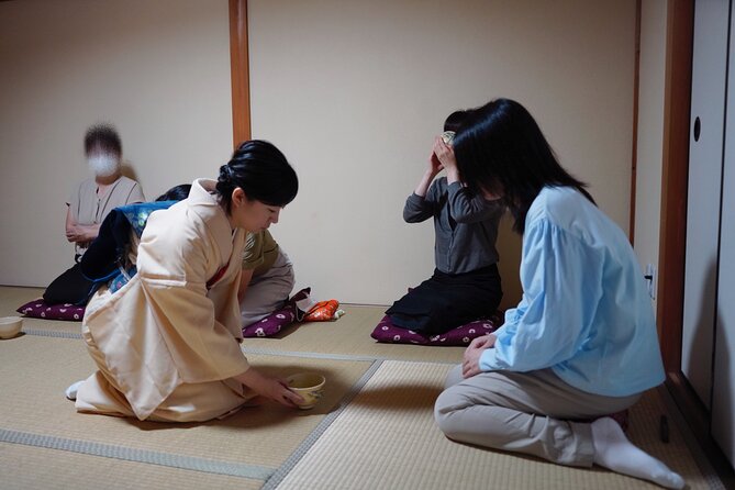 Tea Ceremony by the Tea Master in Kyoto SHIUN an - Questions and Setting