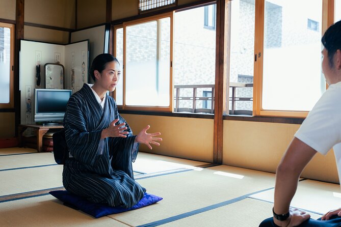 Private 3-Hour Sensu (Folding Fan) Tour With Kyoto Machiya Owner - Meeting Details