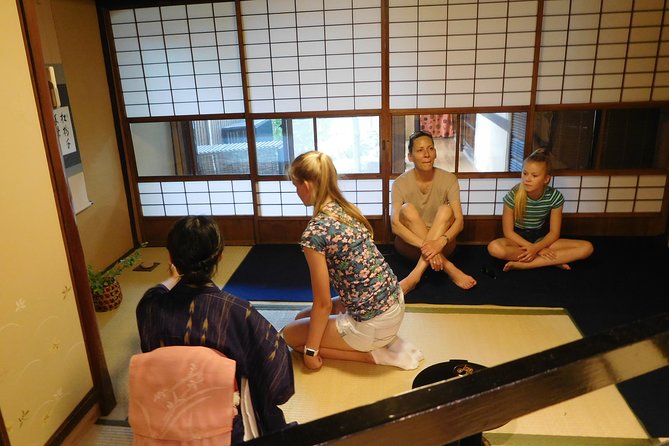 Tea Ceremony Experience in Traditional Kyoto Townhouse - Guidance From Instructor During Tea Ceremony