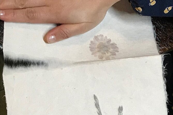 Afternoon Traditional Japanese Washi Papermaking in Kyoto - Inclusions Provided