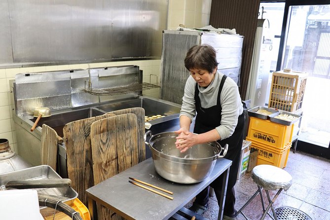 Private Market Visit, Tofu Intro & Cooking Class With Kyoto Local - Start Time