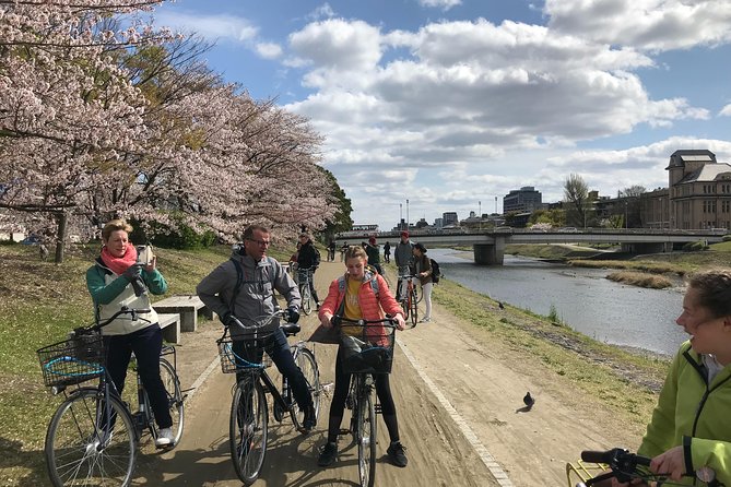 Cycle Kyotos Hidden Gems & Gion Stroll - Inclusions