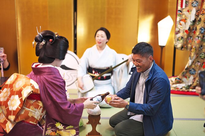 Kyoto Gion Tour Maiko or Geisha Dinner Included - Accessibility and Special Needs