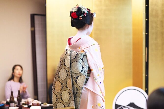 Kyoto Gion Tour Maiko or Geisha Dinner Included - Tour Logistics and Itinerary